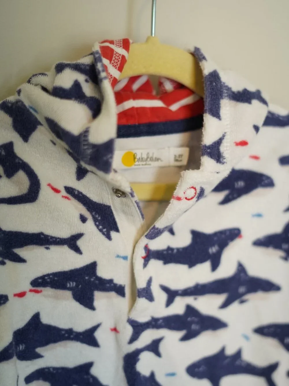 Baby Boden Towel Coverup - Shark Print - Size 2-3Y